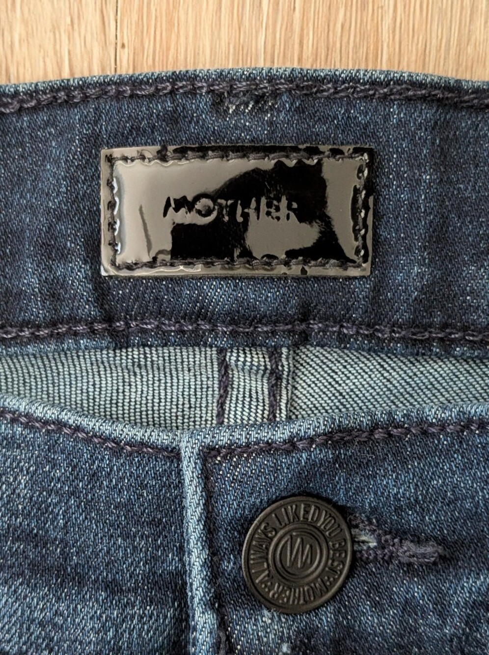 MOTHER Jeans Women's 28 The Weekender Fray Mint Condition Flare - Picture 4 of 13
